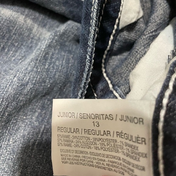 lei Ashley Low Rise Jean Shorts - bedazzled pockets - Size 13 - Picture 4 of 9